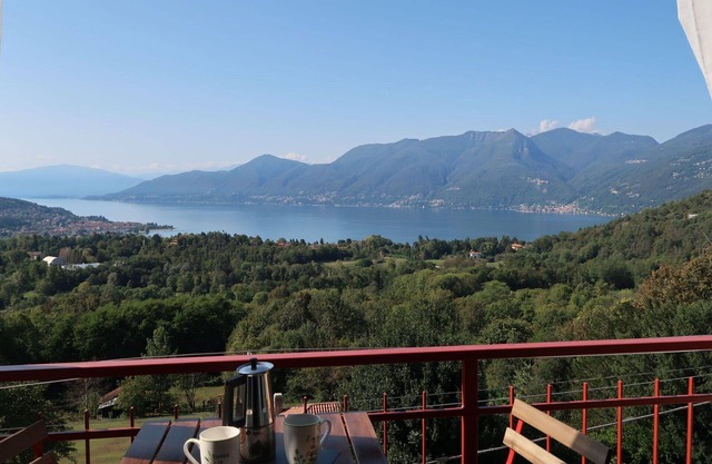 Lovely apartment for 6 guests with WIFI, TV and terrace