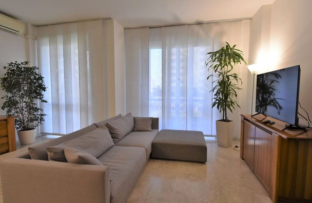 Lovely apartment for 6 guests with A/C, WIFI, TV and balcony