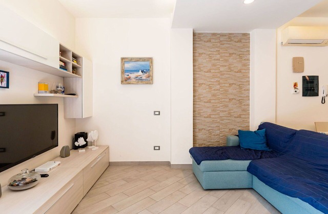 Lovely apartment for 6 people with A/C, WIFI and terrace