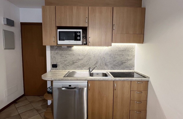 Lovely apartment for 6 people with WIFI and TV