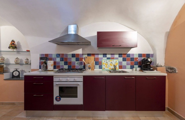 Lovely apartment in villa for 2 guests with WIFI