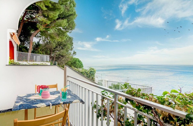 Lovely apartment in Moneglia with WiFi