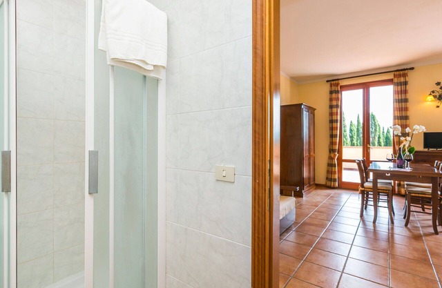 Lovely apartment for 2 people with pool, A/C, WIFI, TV and pets allowed