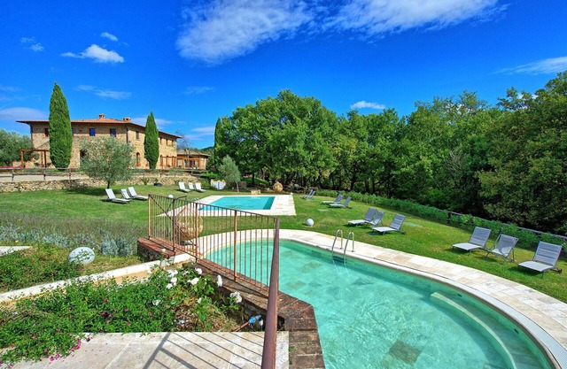 Lovely apartment for 3 people with WIFI, pool, TV and pets allowed