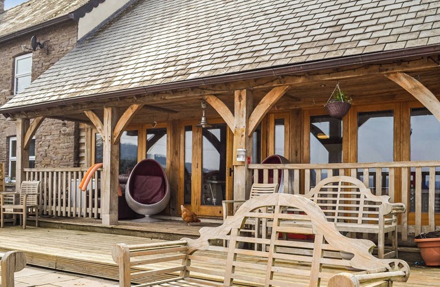 Lovely barn conversion with private swimming pool.