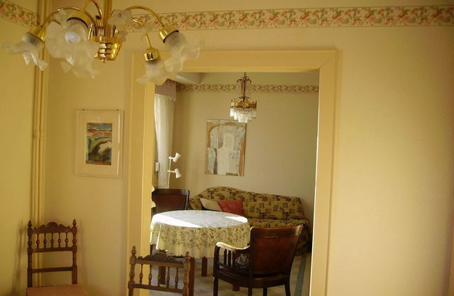 Lovely furnished apartment in a massive Vosges house