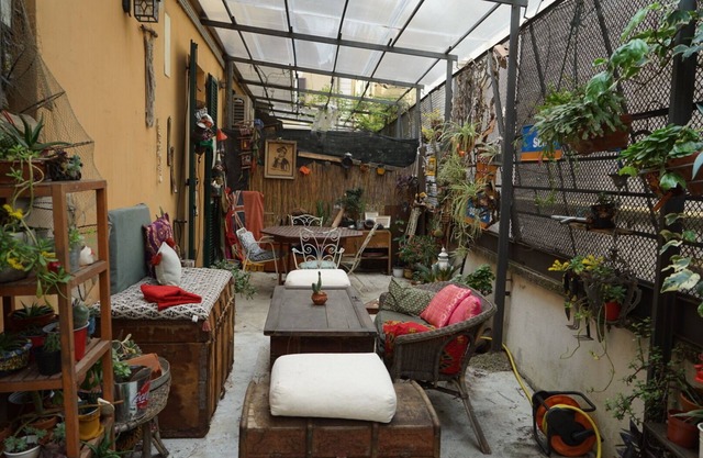 Lovely garden house in historical lively neighborhood near Linate airport