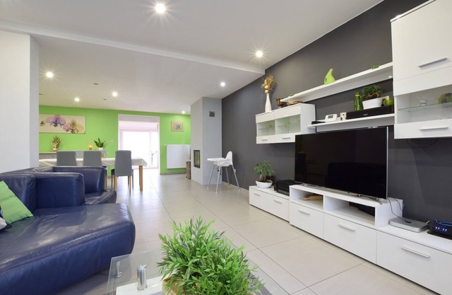 Lovely holiday home in Gros Chêne with bubble bath