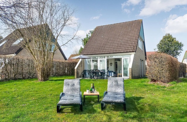 Lovely home in Vlagtwedde with sauna