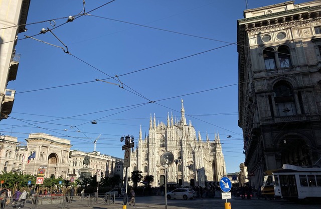 Lovely home just few steps away from Duomo, San Lorenzo Apartment Milan