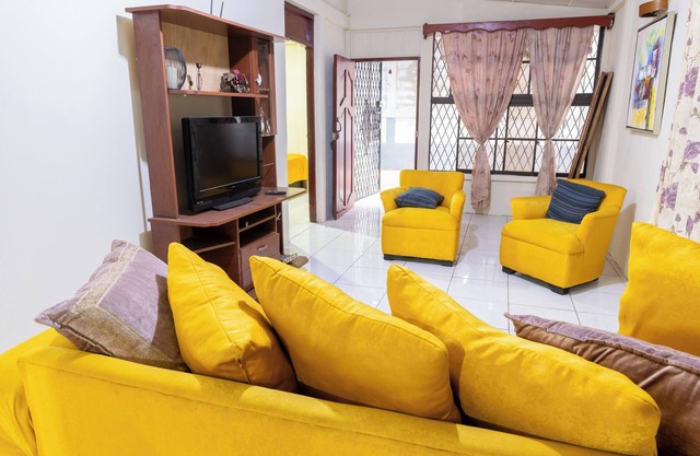 Lovely house with AC in charming Managua 1 bedroom room