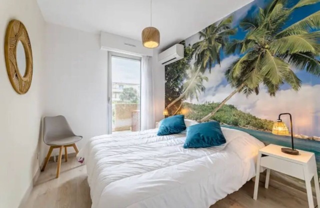 Lovely T1 with terrace close to beaches