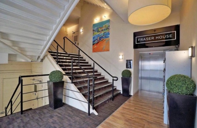 Lovely Twin 2-flats Condo In Aberdeen-no Party