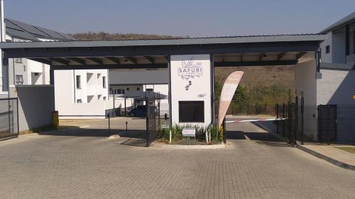 Luna Luxury Living