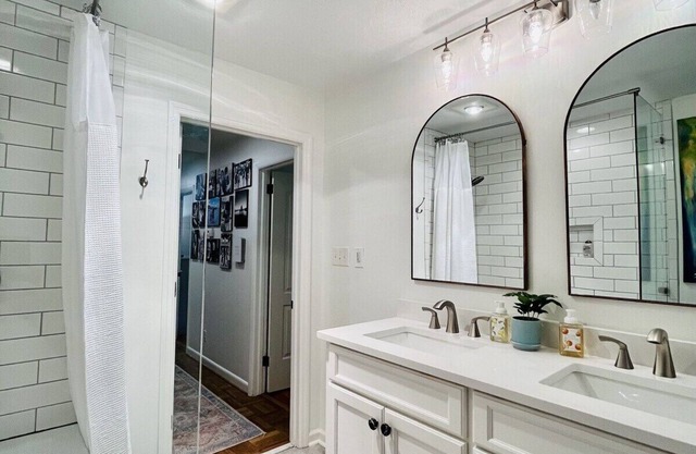 Lush Masters Hideaway w HEATED Pool! Charming 3-bedroom House In North Augusta.