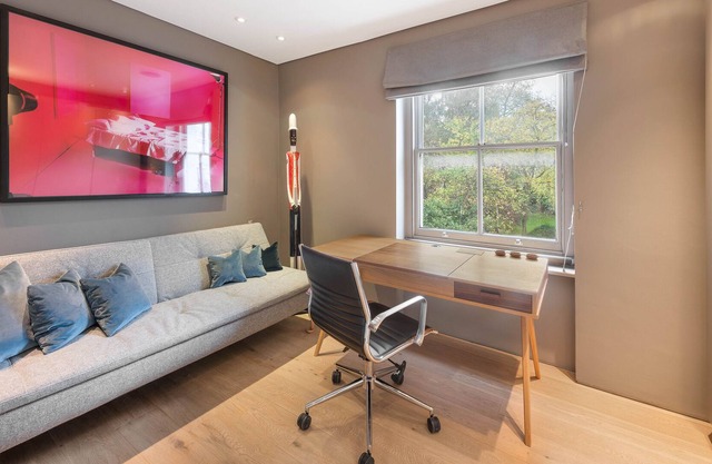 Luxe 3 Bed Townhouse in the heart of Notting Hill