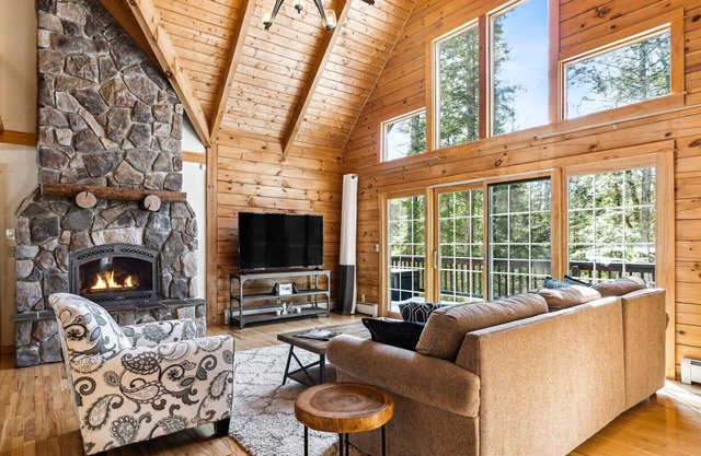Luxe Log Cabin, Summer Comfort | Cabin Fever