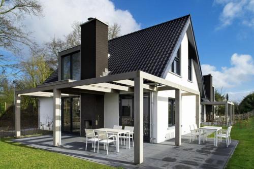Luxe Villa op park Duinzicht (huis 705) - Ouddorp