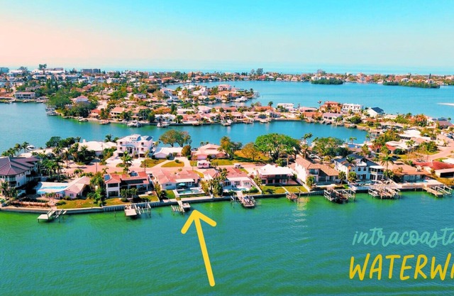 Luxe Waterfront Villa: Pool, Hot Tub, Golf Cart