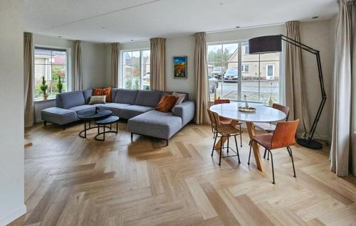 Luxe wellnesshuis Drenthe met sauna, whirlpool en omheinde tuin VP048