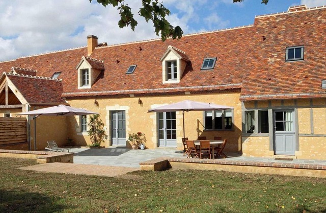 Luxueuse Longère 17ème Siècle, Animaux Bienvenus, Jardin Clos, Accès Handicapé - FR-1-497-77