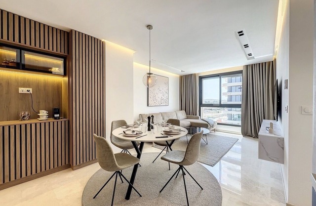 Luxueux et Moderne Appartement 5 à Malabata