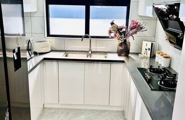 Luxurious 2-bedroom apartment in the most secure and refined Estate in Gaborone