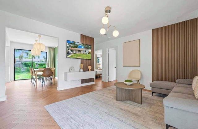 Luxurious 3BD Home in Oakland Park