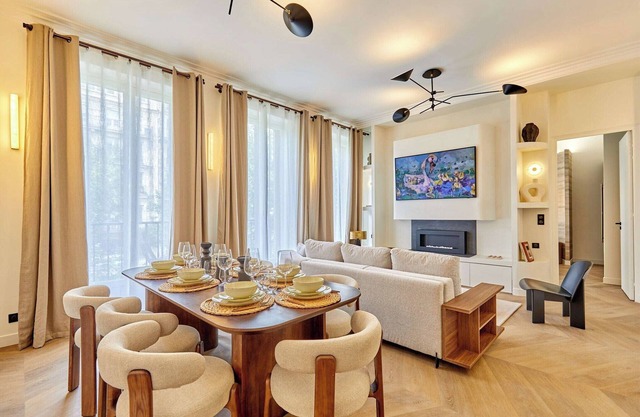 Luxurious AC apartment Beaubourg Le Marais