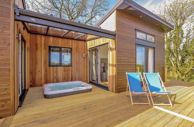 Luxurious and contemporary lodge with panoramic views.