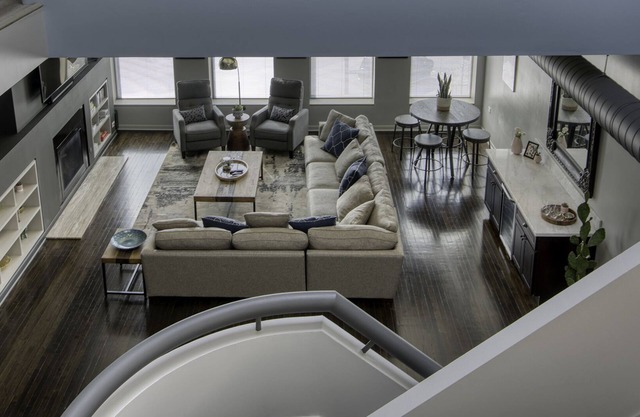 Luxurious Duplex Penthouse in the Heart of Chicago ~ Outstanding Location!