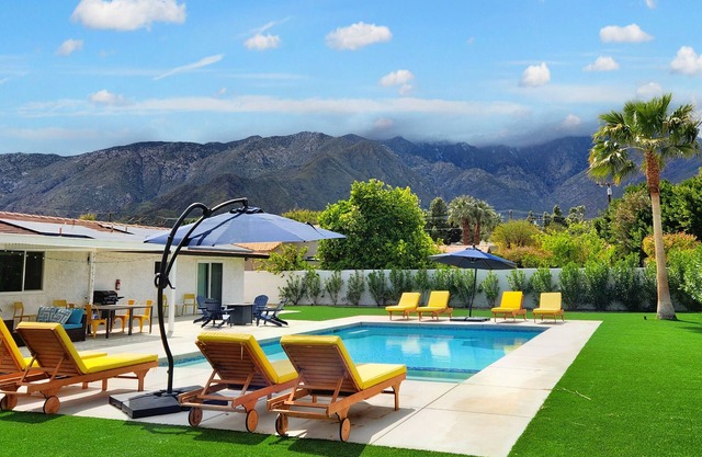 Luxurious private oasis w/Postcard perfect Mt.Views! Classy & Perfect Location!