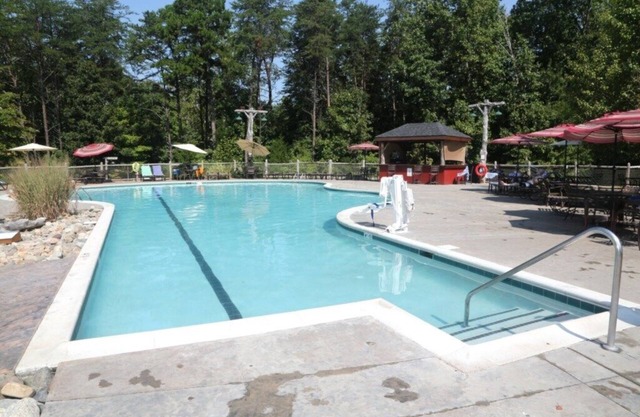 Luxurious Shenandoah Crossing, 1 Bedroom Townhome