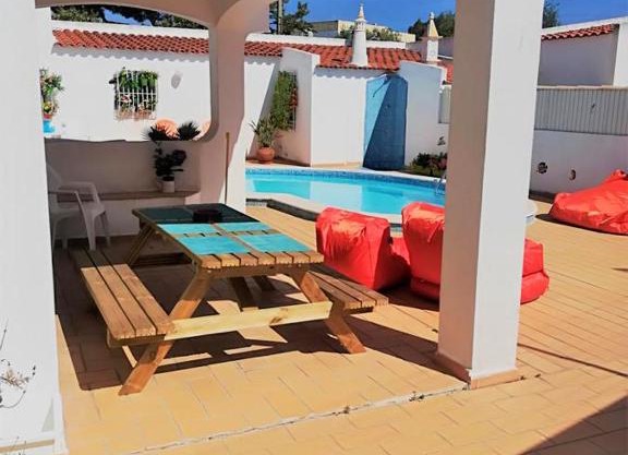 Luxurious villa in Albufeira with pool