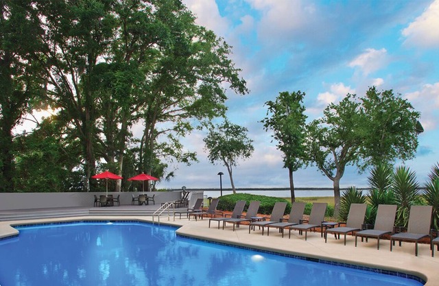Luxury 2-Bedroom Villa On Hilton Head Island