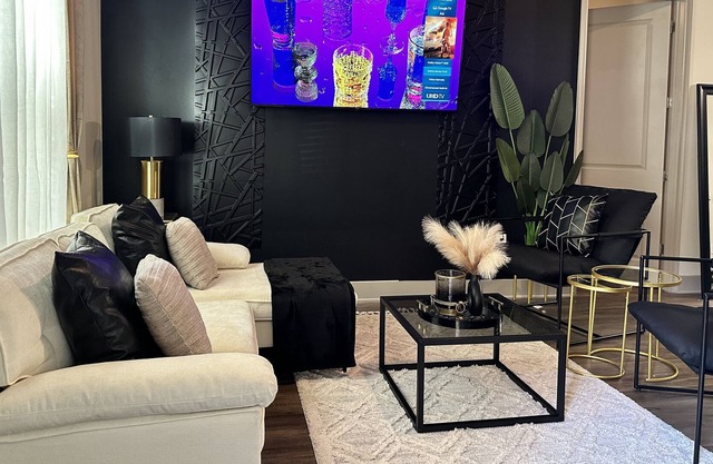 Luxury 2br Condo in Heart of Atlanta