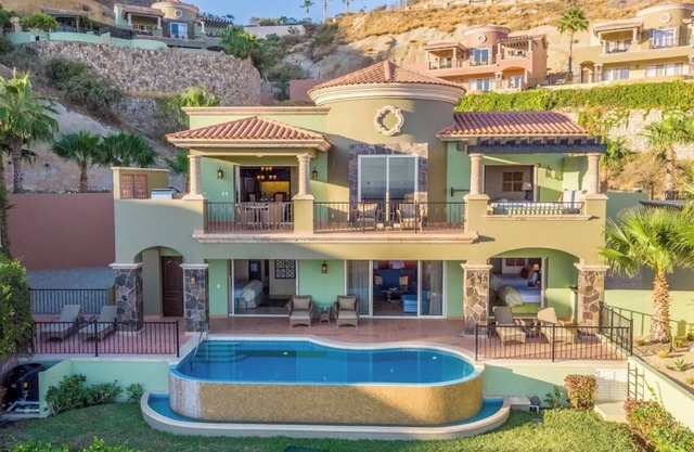 Luxury 3 Bed Villa in exclusive location at Cabo San Lucas. Aug 3 to the 10th.
