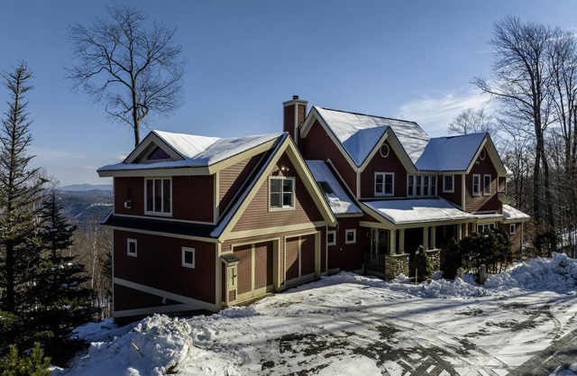Luxury 6Br Solitude Village- Indoor Bball Court, Private Tub by RedAwning