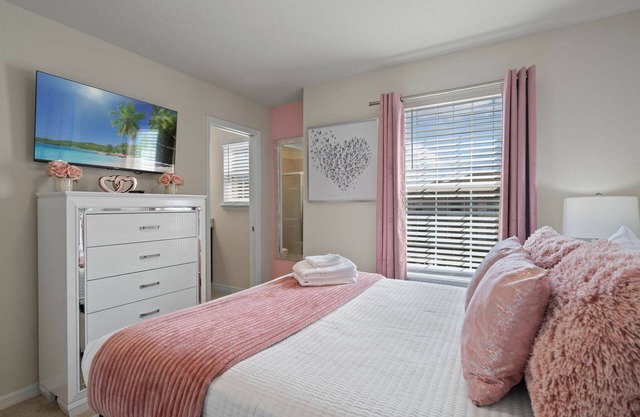 Luxury 7bd Villa - Windsor Island Resort (WI 4057)