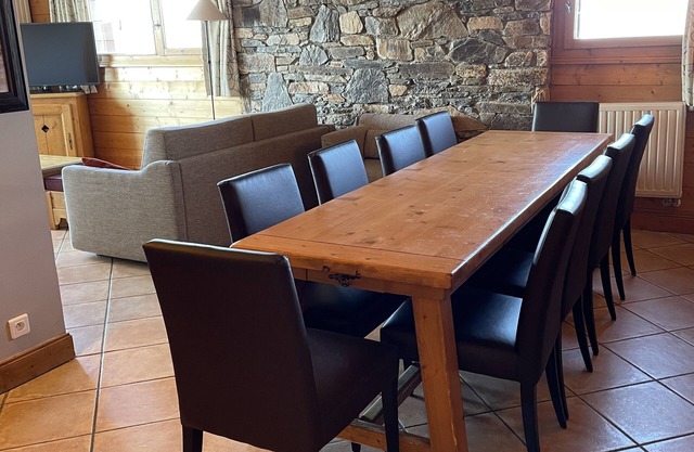 Luxury apartment 90m2 sleeps 10 La Plagne Aime 2000 at the foot of the slopes