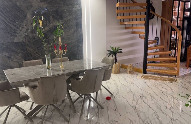 Luxury apartment f4 with terrace on 2 floors in a private residence El Achour