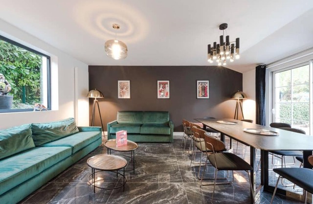 Luxury brand new art déco Disneyland