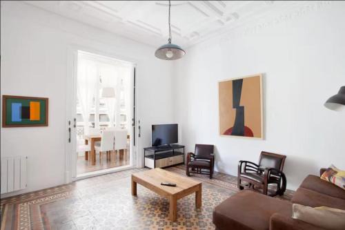 Luxury Business Apartment Gran Vía - 2 rooms - Romantic Eixample - 8min Passeig Gràcia