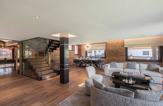 Luxury Chalet with Pool, Sauna, Gym and Cinema