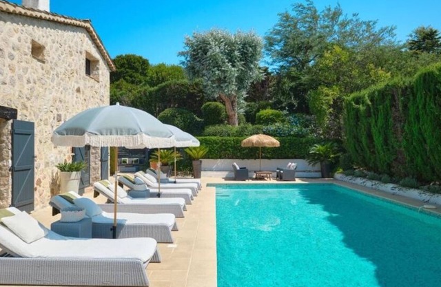 Luxury Contemporary Villa, Private Pool, near Beach and Golf