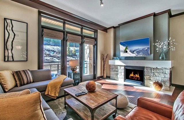 Luxury Condo at Ritz-Carlton Lake Tahoe - Ski-in & Ski-out
