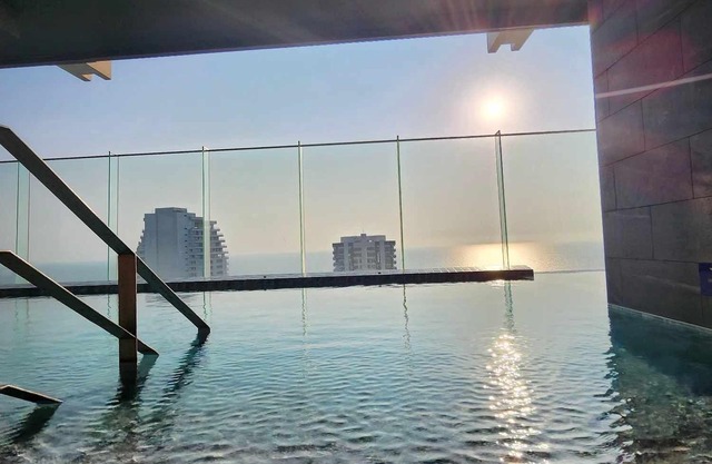 LUXURY CONDO The Panora Pattaya : 5 MINS WALK TO THE PRATUMNAK BEACH