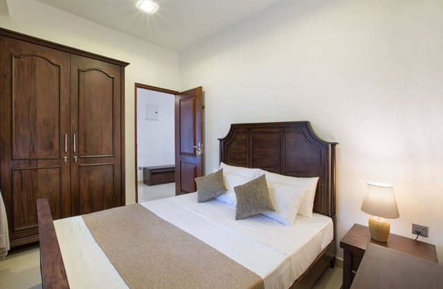 Luxury Double-Bedroom Apartment G