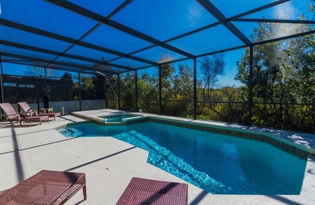 Luxury Gated complex 5Bed/4Bath, South Facing pool, no rear neighbours