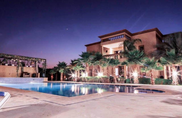 Luxury heated pool Villa Marrakech